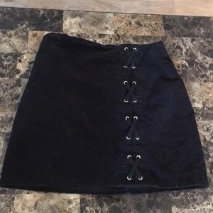 black skirt